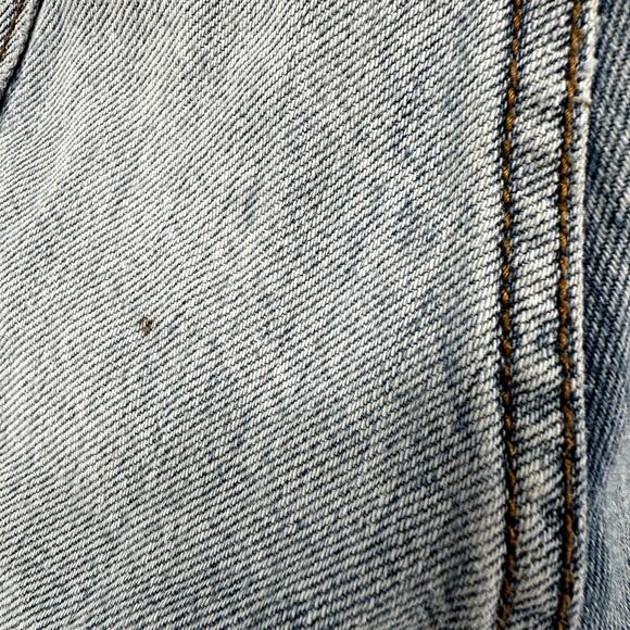 Levi's 501 Jean Shorts Cut Off Light Wash Distressed Mid Rise Button Blue 31" - Picture 5 of 6